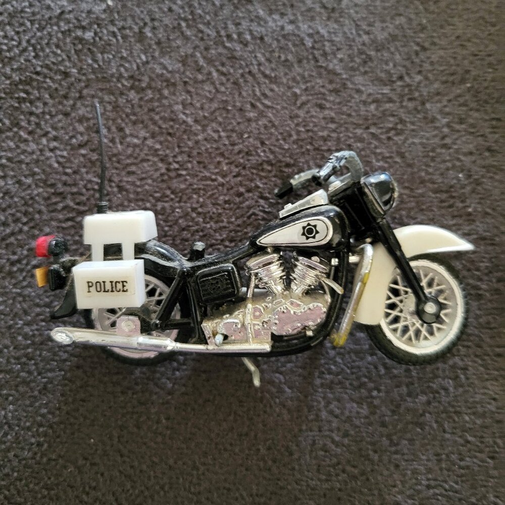 1981 VINTAGE Ridge Riders Die Cast Metal Model Harley Davidson